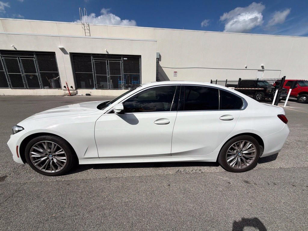 bmw 3 series 2024 3MW69FF09R8D95547 image bmw 3 series 2024 3MW69FF09R8D95547 image